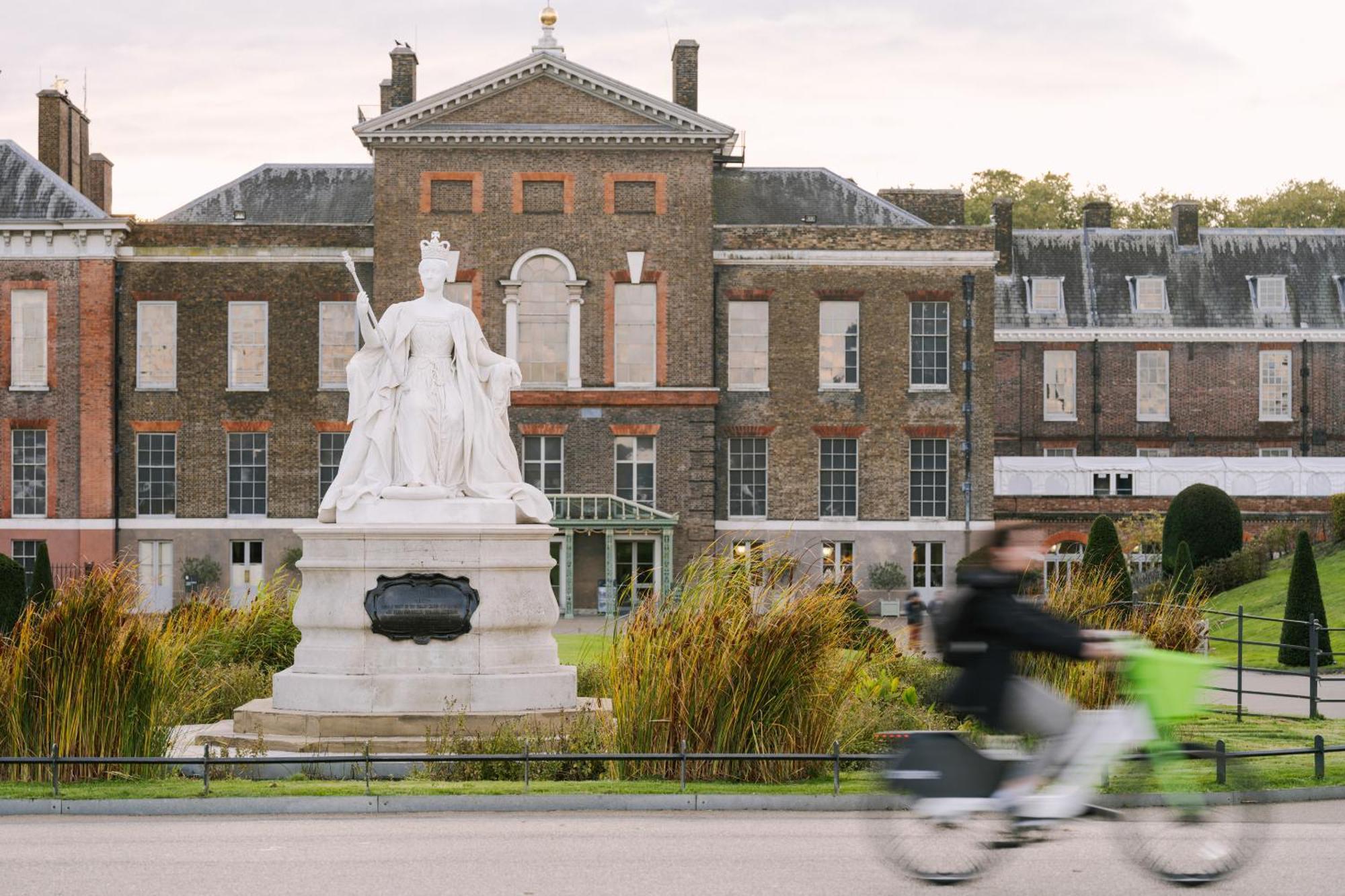 Sonder Kensington Gardens Hotel London Exterior photo