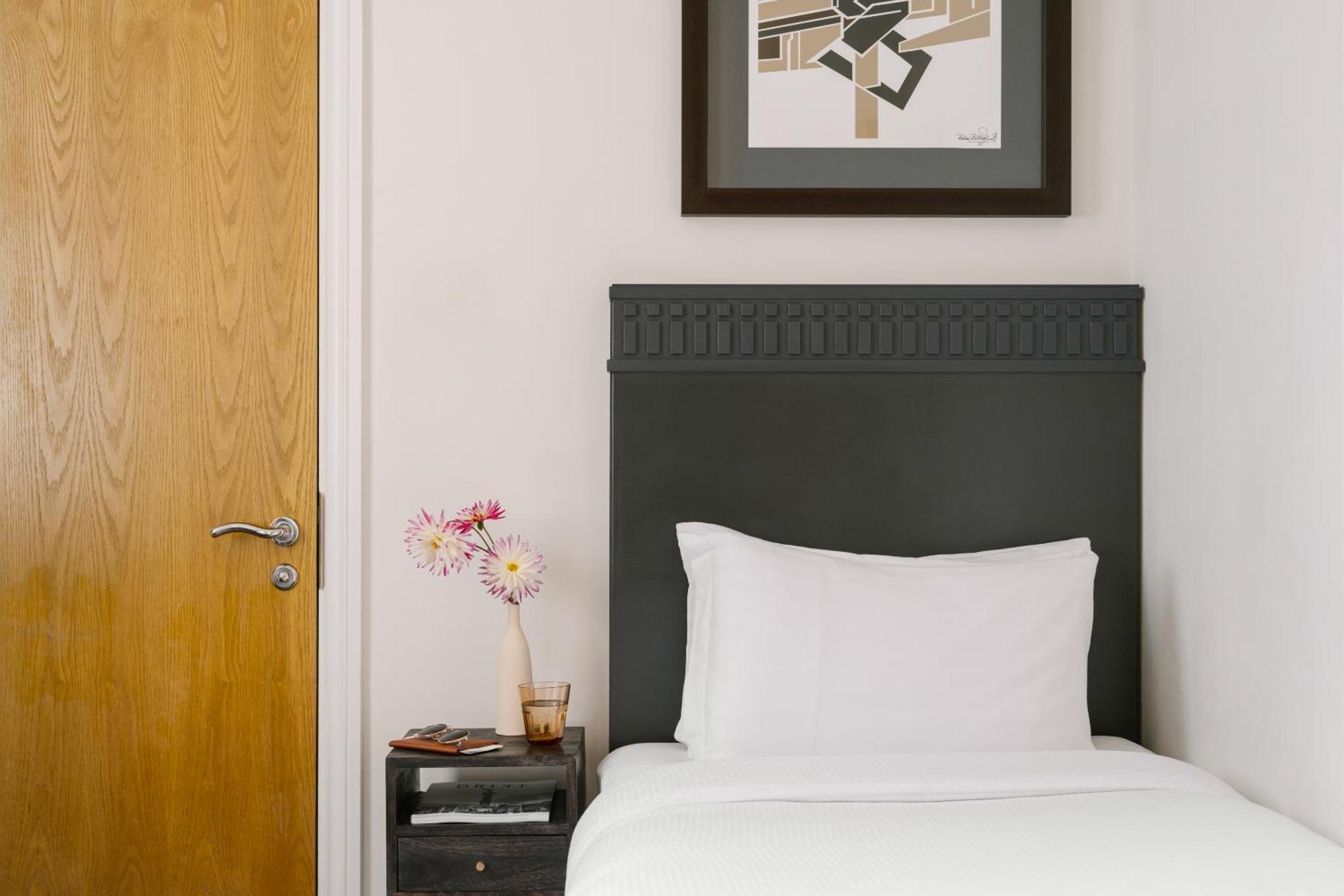 Sonder Kensington Gardens Hotel London Exterior photo