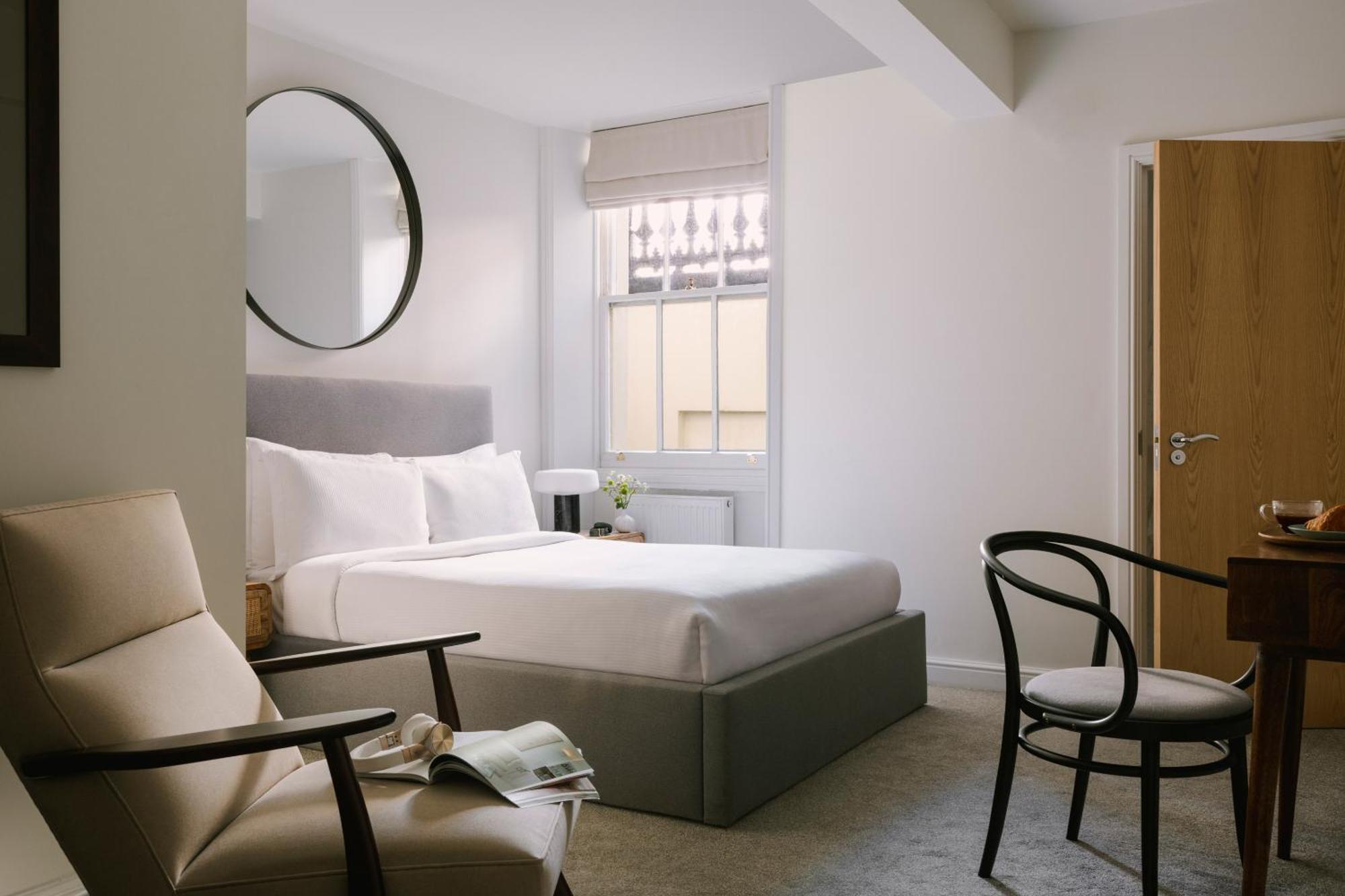 Sonder Kensington Gardens Hotel London Room photo