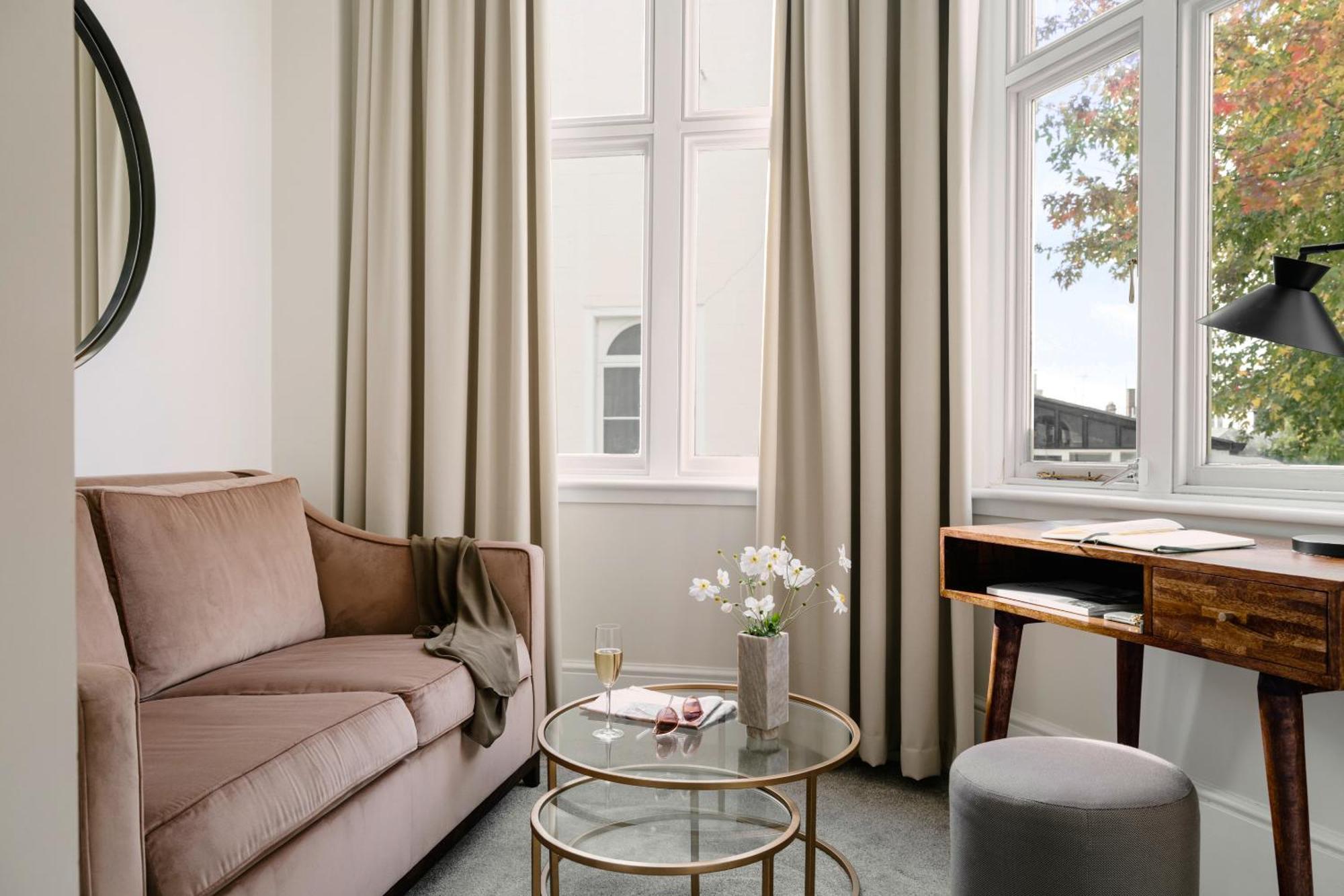 Sonder Kensington Gardens Hotel London Exterior photo